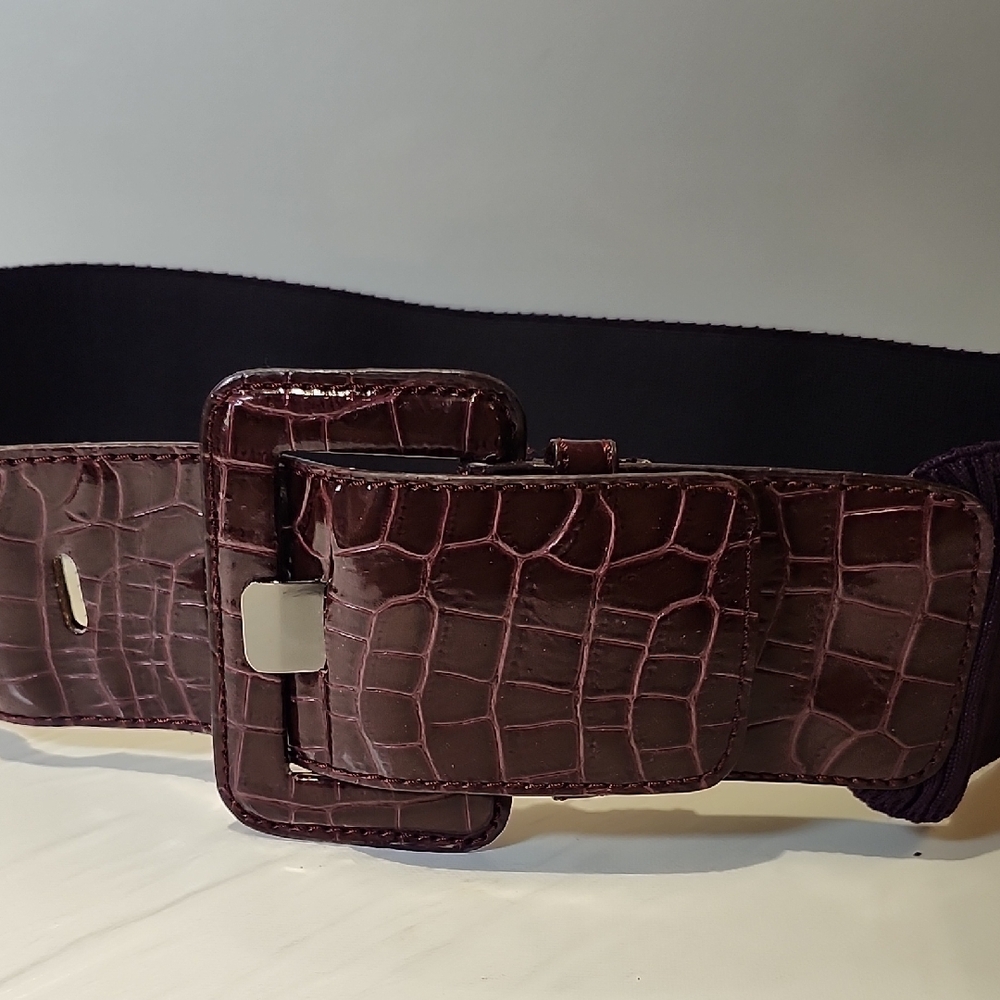 Mango Brown Crocodile Pattern Belt 35"